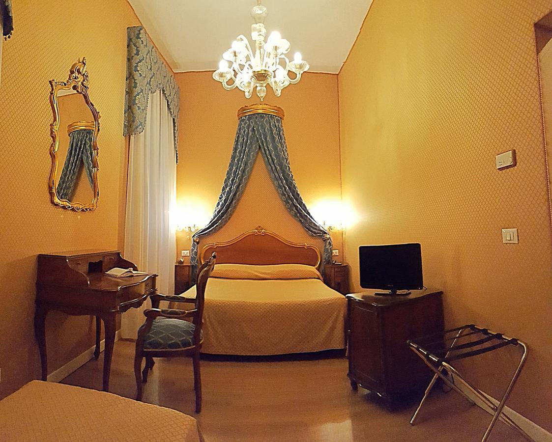 Hotel Locanda Canal Venice Exterior photo