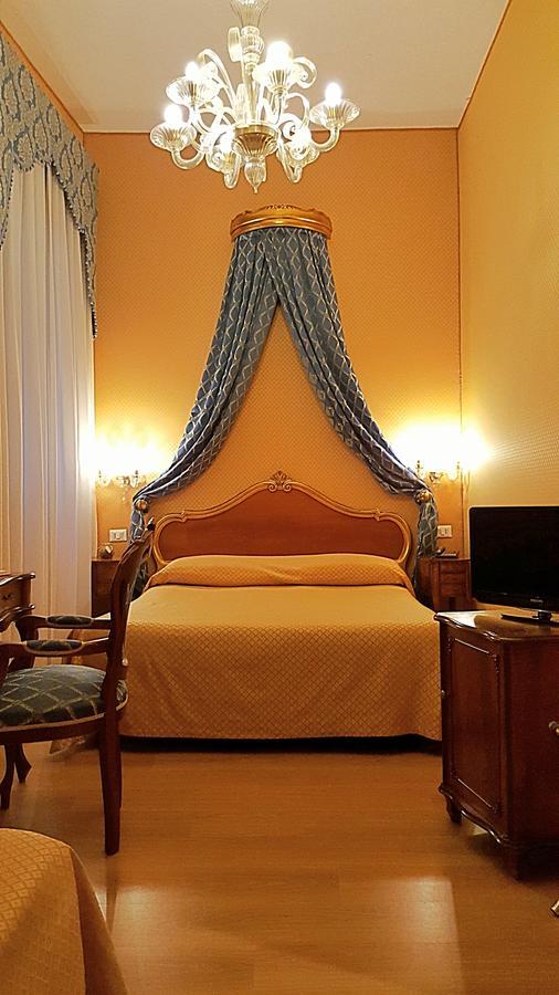 Hotel Locanda Canal Venice Exterior photo