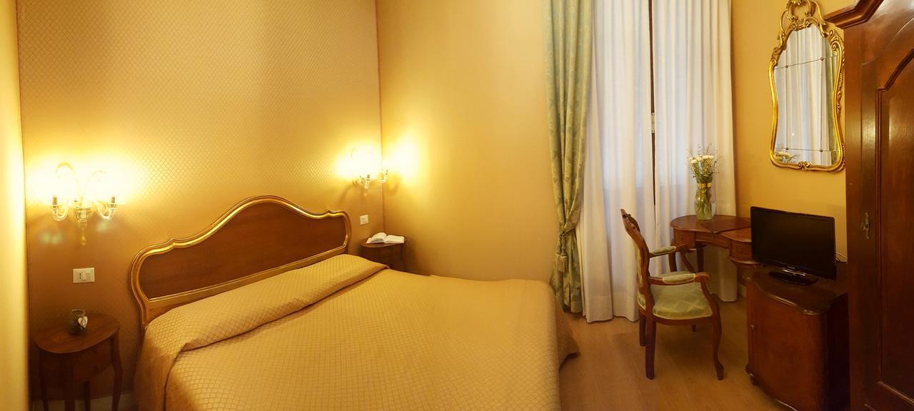 Hotel Locanda Canal Venice Exterior photo