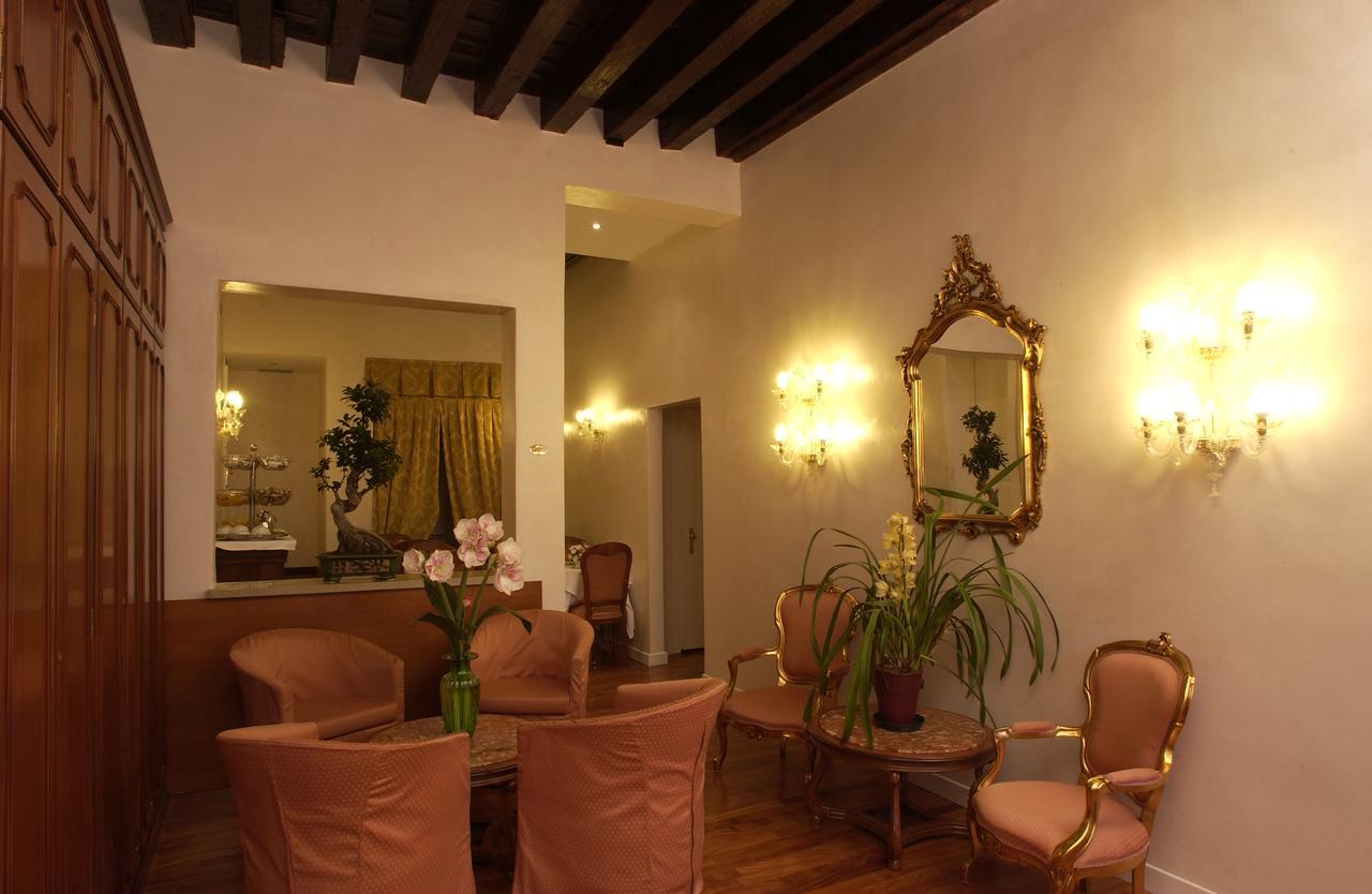 Hotel Locanda Canal Venice Exterior photo